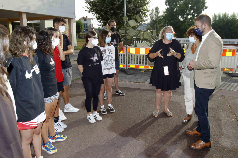 Trenor alaba a la fundación West Galicia  por el éxito de su campamento de integración