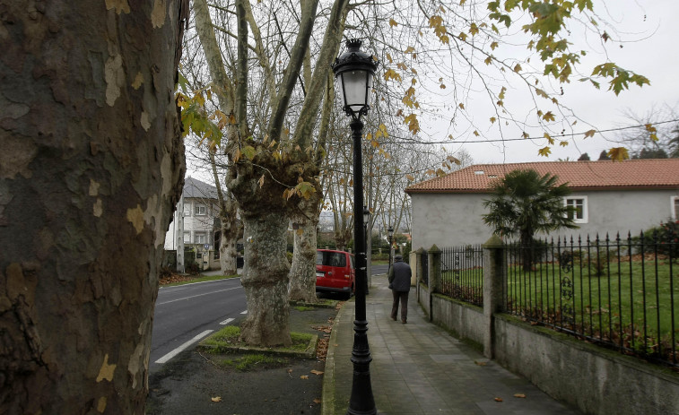 Cambre licita por 1,7 millones el cambio de 2.061 puntos de luz