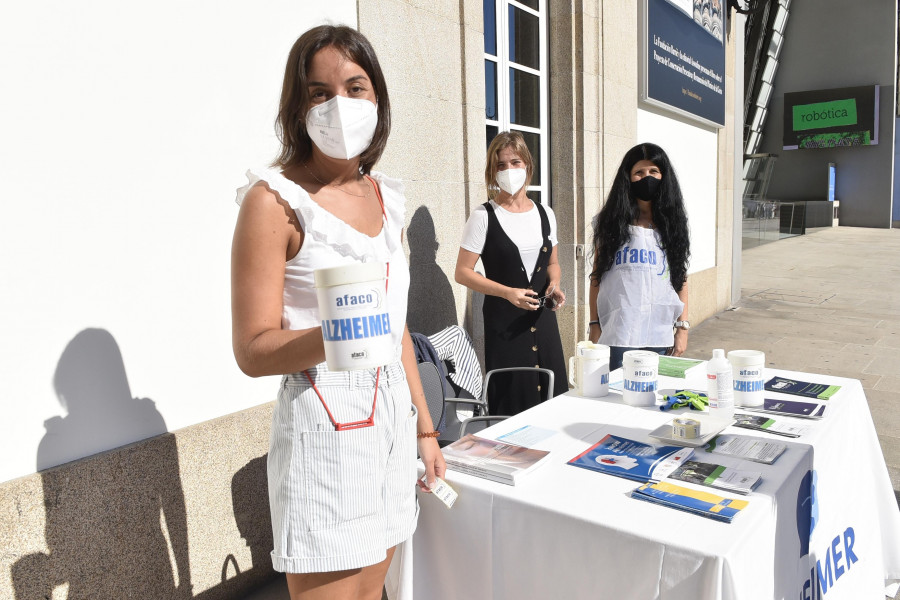 Afaco conciencia en la calle sobre la detección precoz del alzhéimer