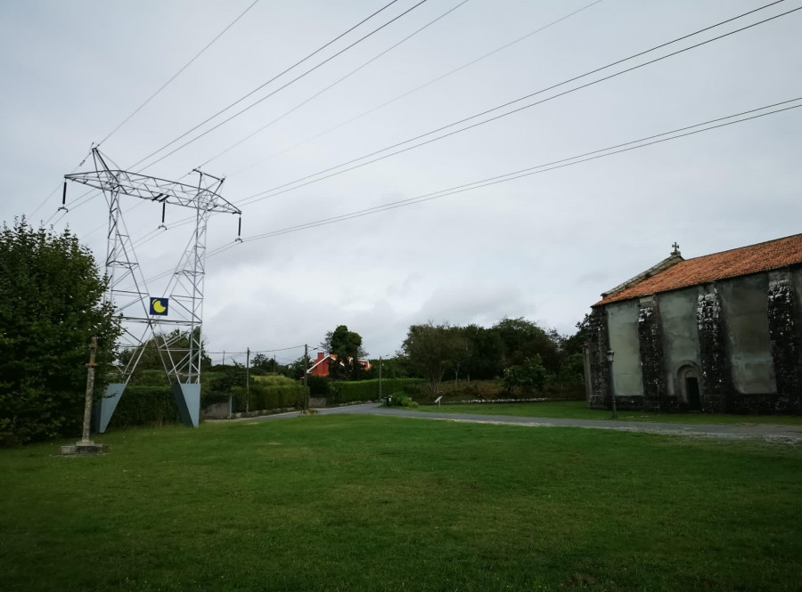 El BNG reivindica que se negocie el soterramiento de las líneas eléctricas de San Salvador