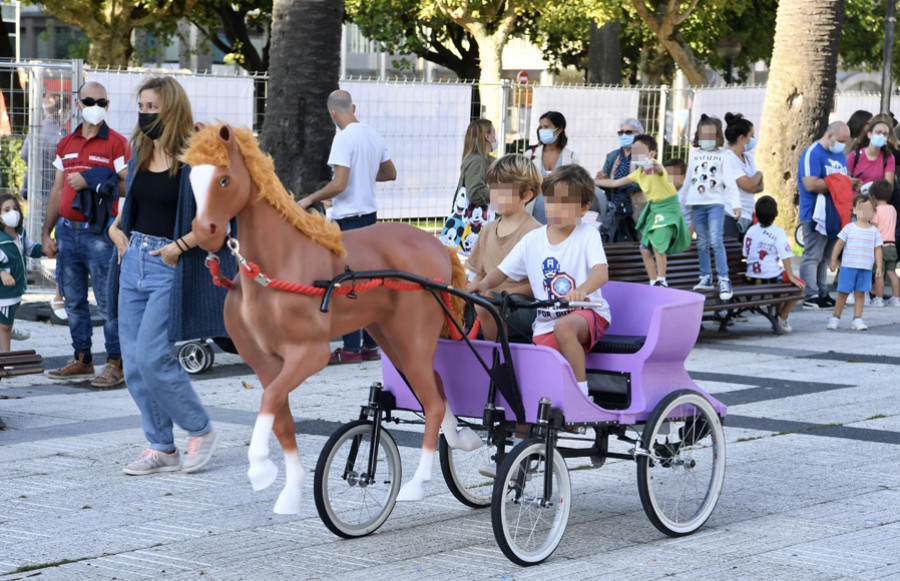 Inés Rey recoge el guante y estudia el modo de recuperar los caballitos de Méndez Núnez