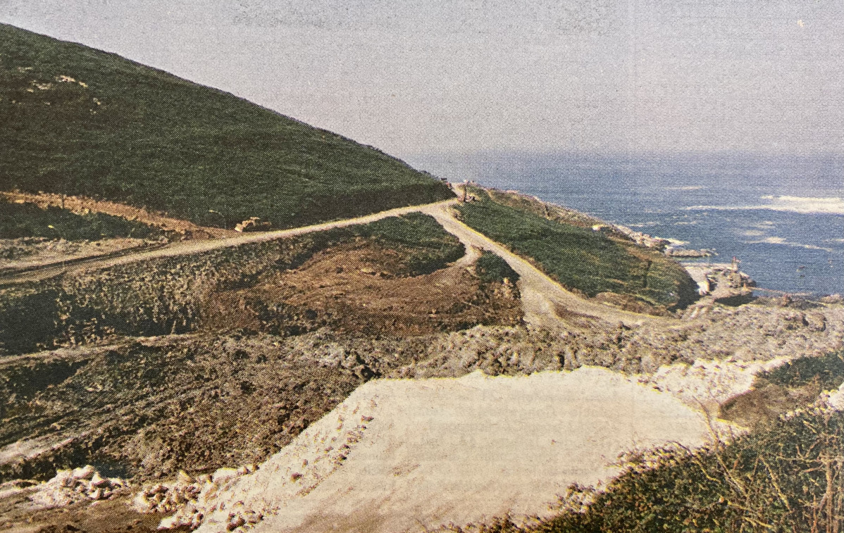 Muro de contenciu00f3n en el derrumbe del vertedero de Bens en 1996