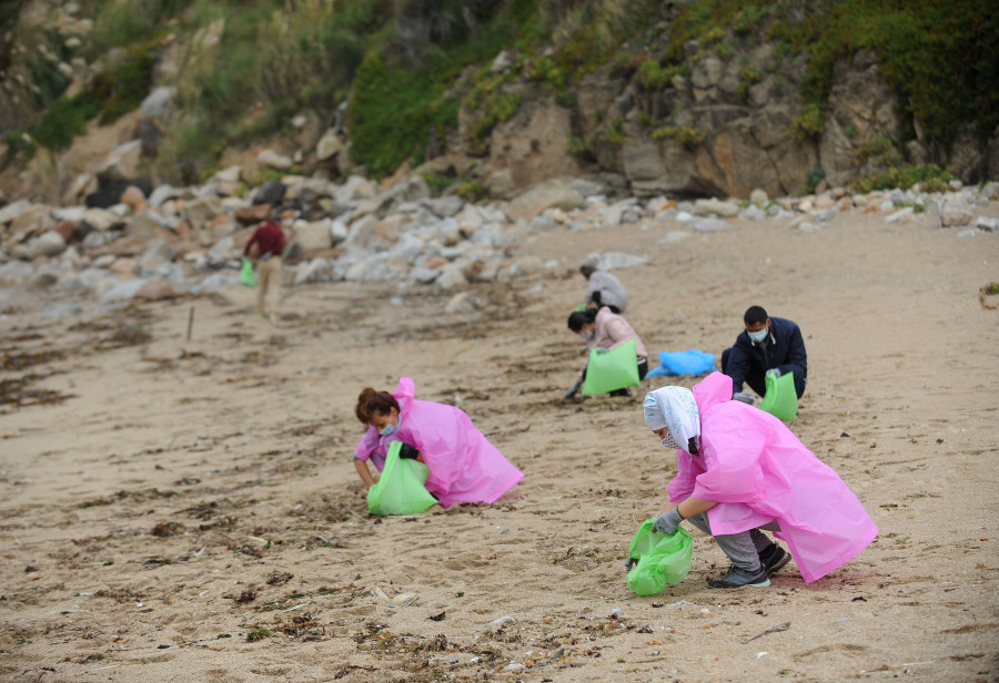 El Ayuntamiento tratará de abrir  la playa de Bens el próximo verano