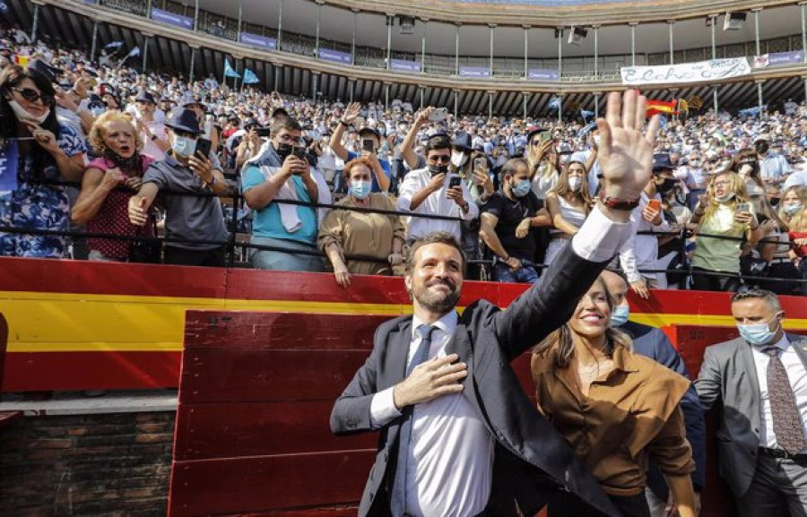 Casado se presenta como la "única alternativa para España" que puede acabar con el "trienio negro" de Sánchez