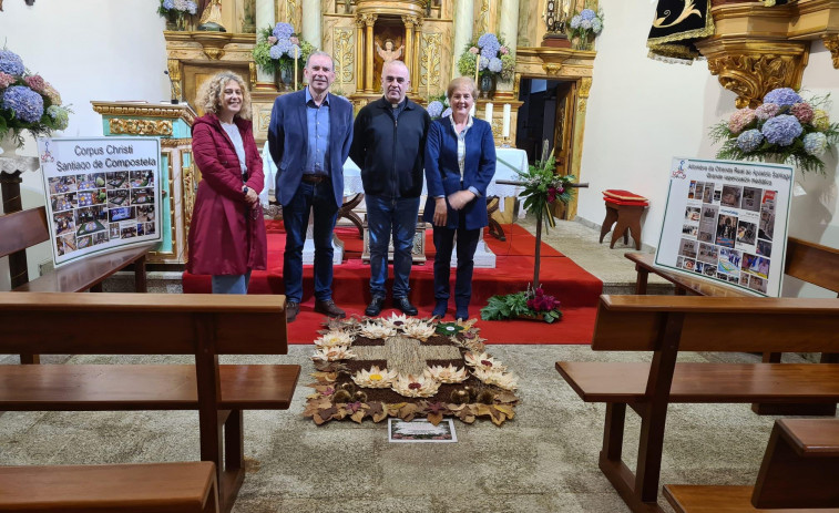 Visita a las alfombras florales de las iglesias de Miño