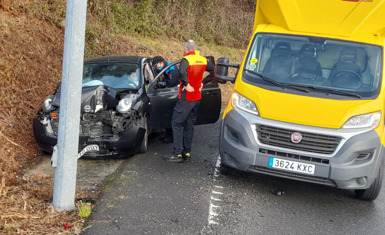 Mañana complicada con numerosos accidentes en A Coruña