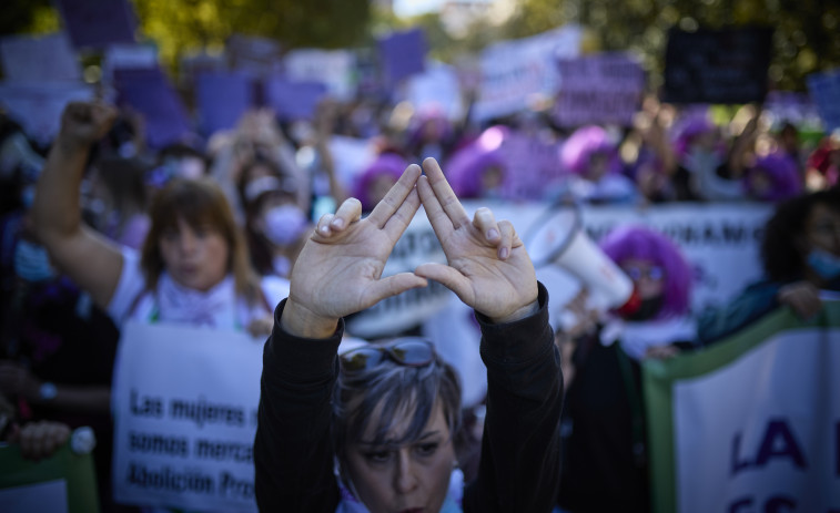 Casi noventa ayuntamientos se adhieren a la campaña ​“De Fronte” de la Diputación con motivo del 25-N