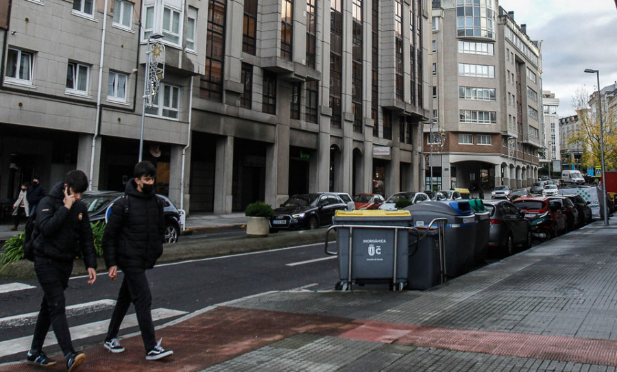 Los vecinos de Matogrande denuncian actos vandálicos en el barrio este domingo