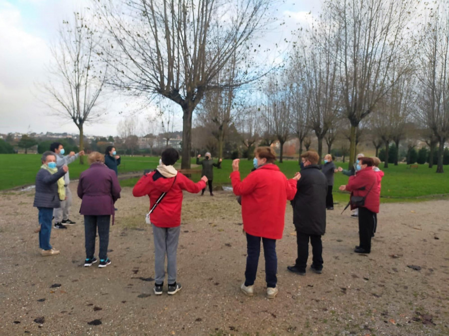 Una sesión completa en el paseo marítimo de O Burgo clausura las actividades de “Volta Activa”