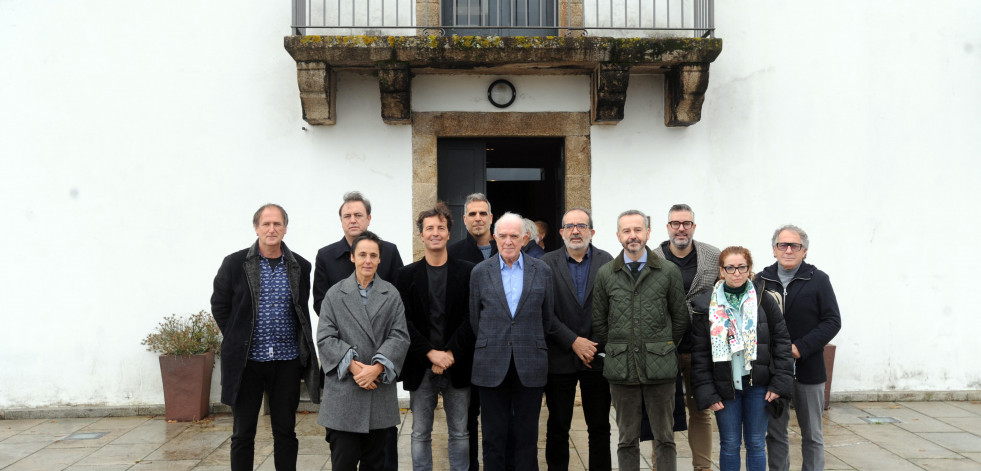 La Fundación Juana de Vega entrega su premio de Intervención en el Paisaje a la casa “Surf House”