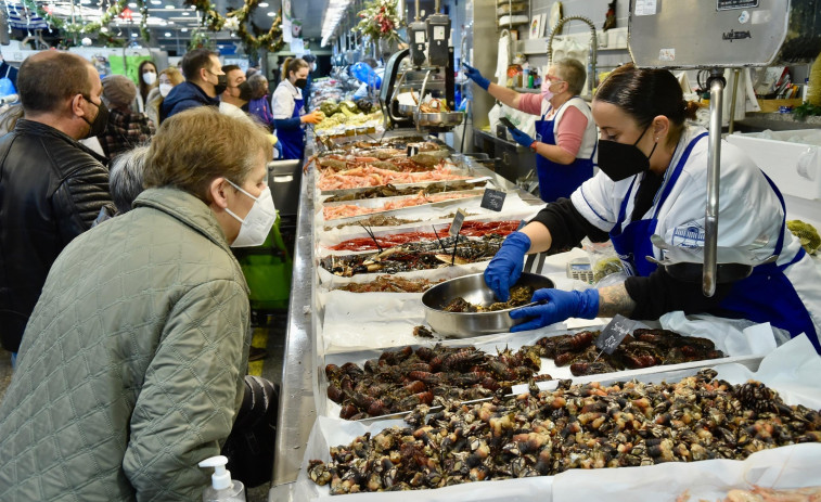 El percebe y el camarón, estrellas de los mercados en la víspera de Nochebuena