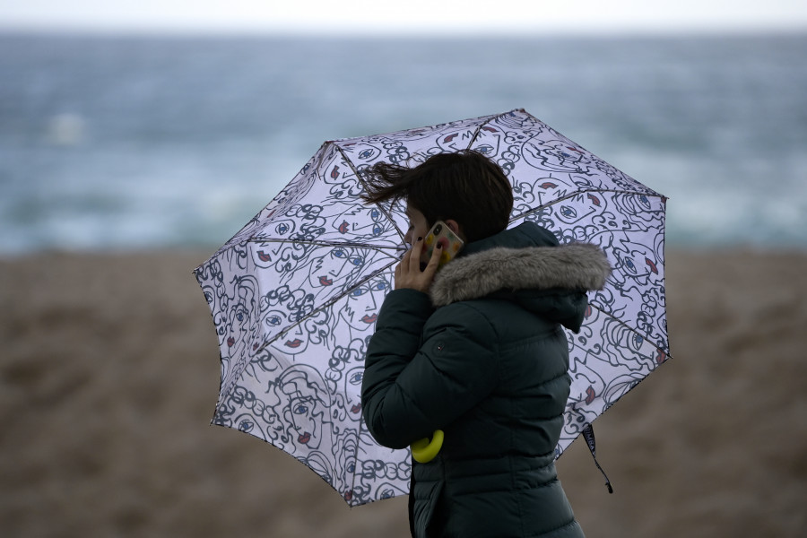 Galicia, en alerta por viento este martes en otra jornada de temporal