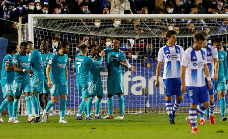 El Real Madrid esquiva el carbón en Alcoy