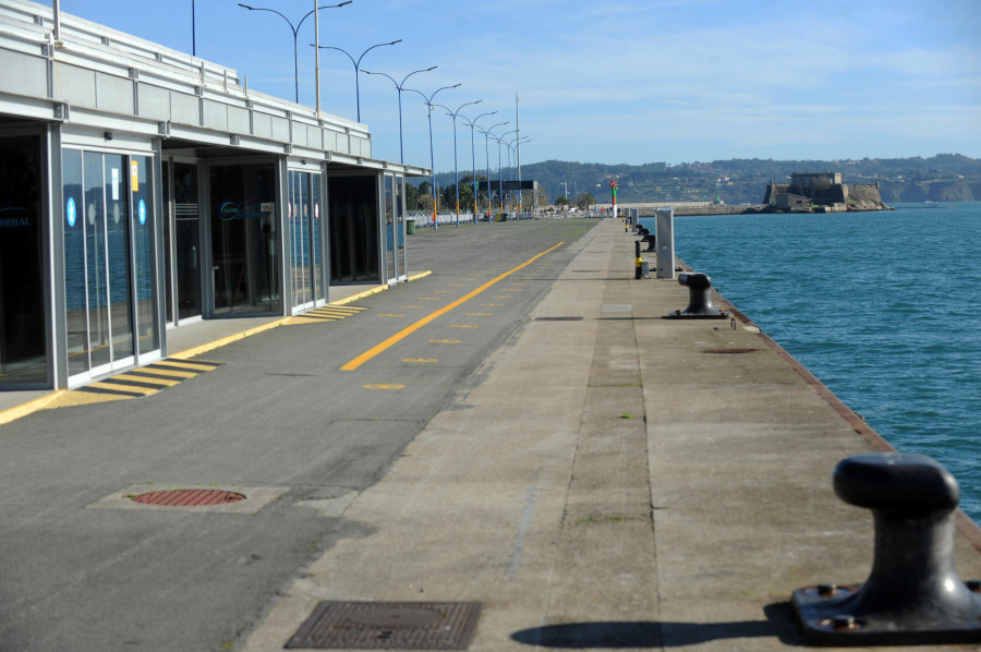 La Autoridad Portuaria permite de nuevo el acceso del público al muelle de Trasatlánticos