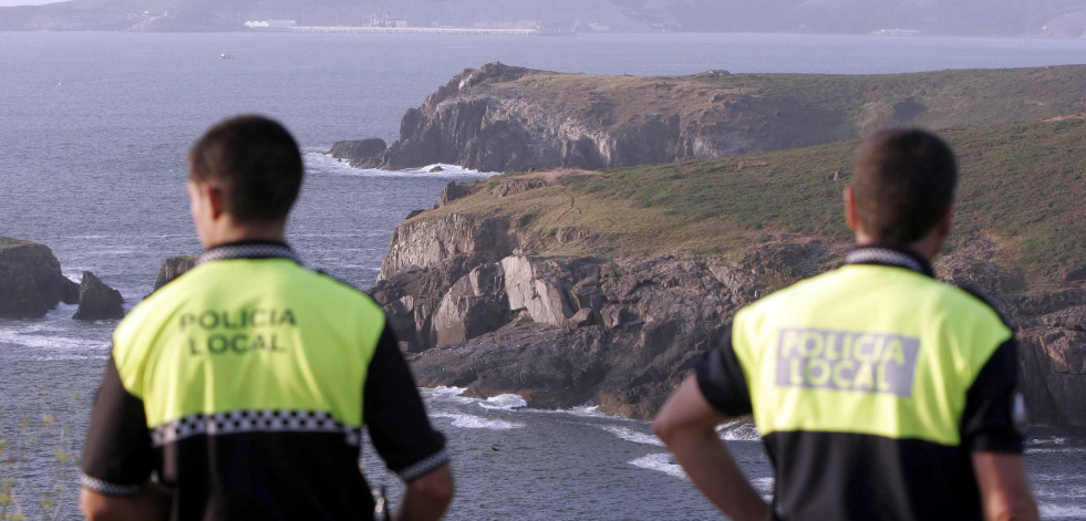 Los sindicatos critican que Oleiros no delegue la tramitación de los procesos de selección de policías