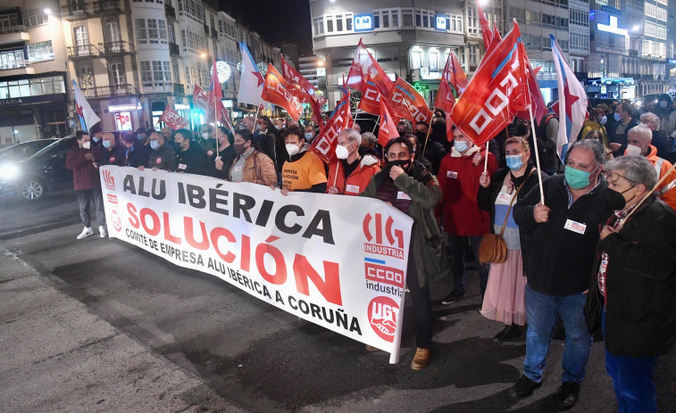 Dos empresas contactan con Industria por la planta de Alu Ibérica en A Grela