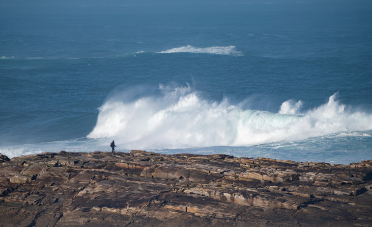 Activada la alerta naranja este lunes por temporal costero en el litoral de Lugo y A Coruña