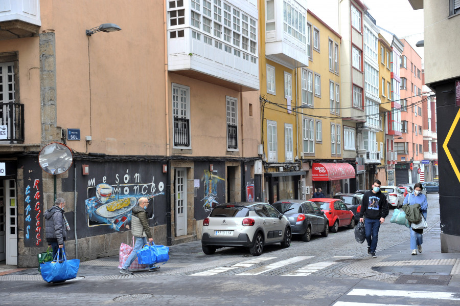 Los vecinos del Orzán presentan ante la Valedora dos nuevas denuncias por ruido