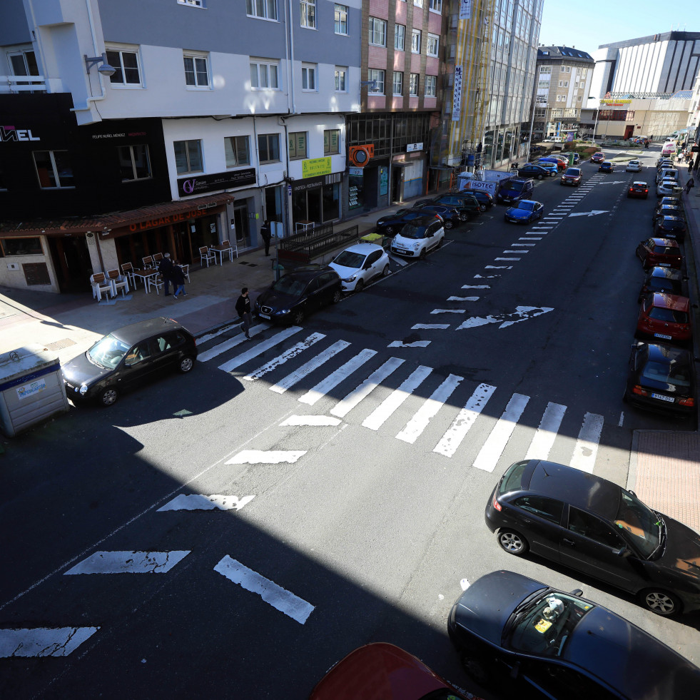 Diez días de corte de tráfico en la calle Posse de A Coruña y tres meses sin carril bici en Novo Mesoiro