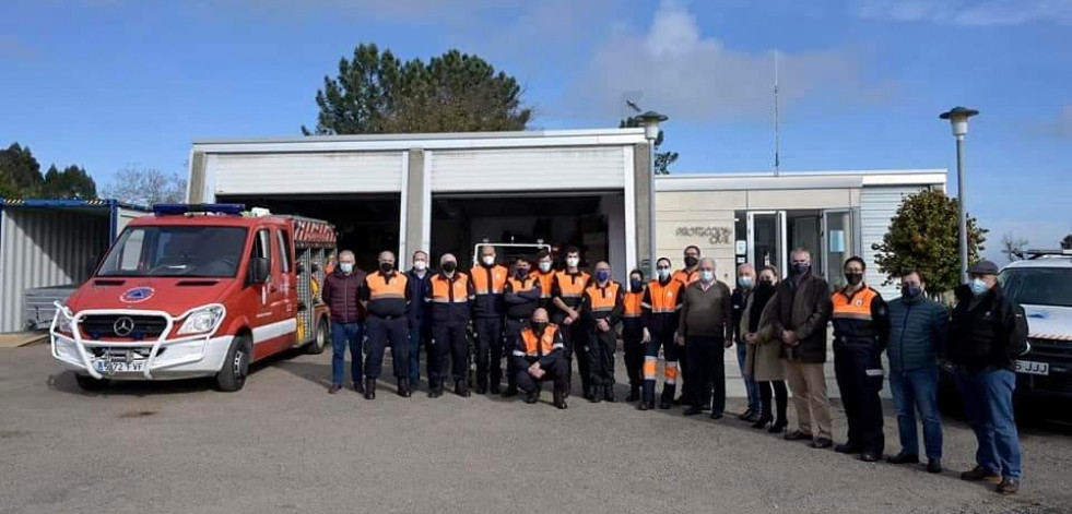 El director xeral de Emerxencias realiza una visita  a las instalaciones de Protección Civil de Bergondo