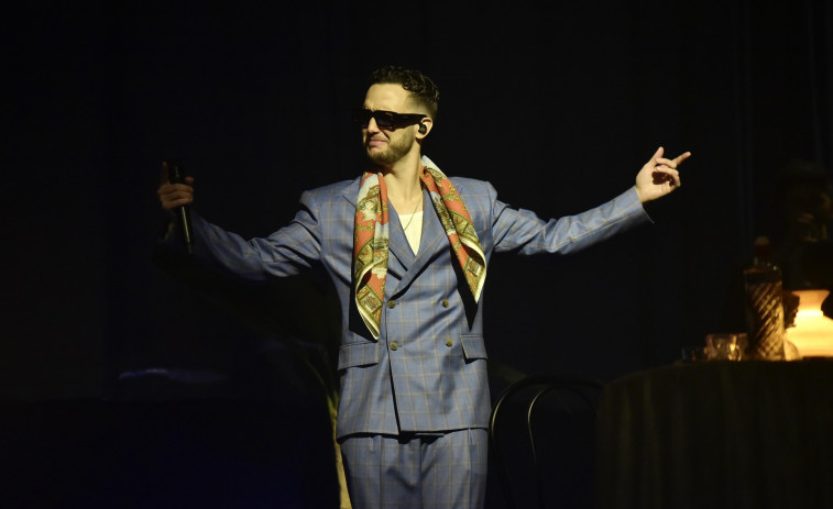 C. Tangana desata el éxtasis con su sobremesa en un Coliseum lleno que vuelve a vibrar