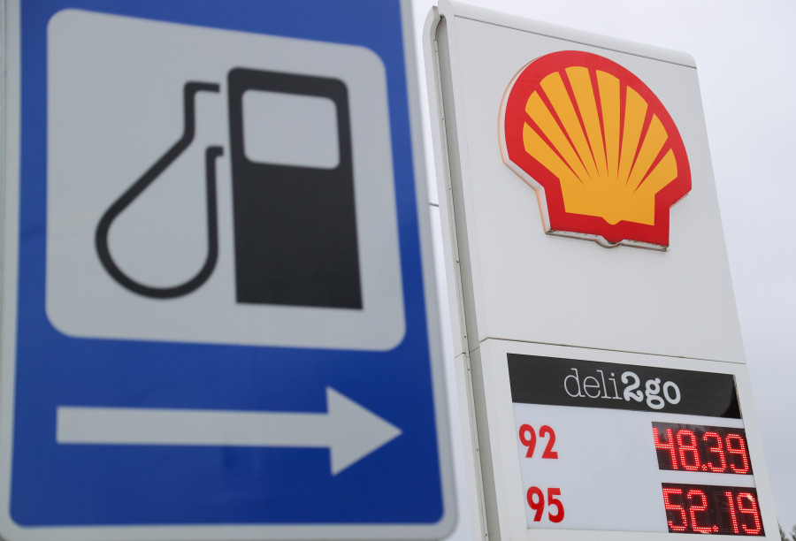 Shell dejará de comprar gas y petróleo de Rusia y cerrará sus gasolineras