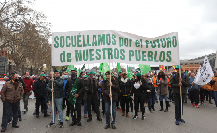 El mundo rural se manifiesta en Madrid para exigir al Gobierno un futuro y soluciones