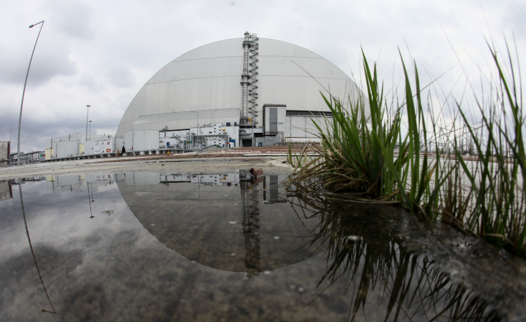 Tropas rusas abandonan la central nuclear de Chernóbil