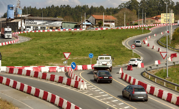 Vázquez avisa de que el punto de conexión de la Ártabra con la autopista “non vai cambiar”