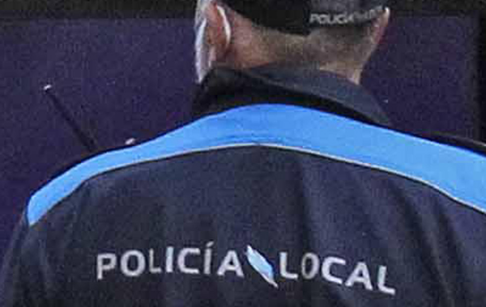 Identificados dos menores que estaban tirando piedras a coches aparcados en Lugo