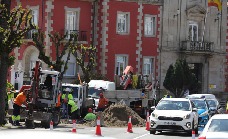 Un corte en la avenida del Puerto pone el centro al borde del colapso durante varias horas