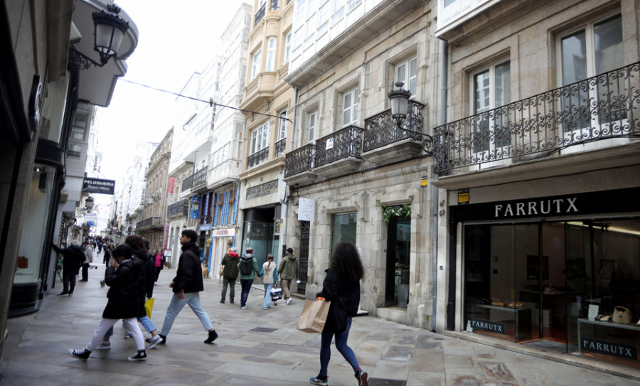 El Zorro llega al Obelisco de A Coruña con sorpresas para dar inicio al carnaval