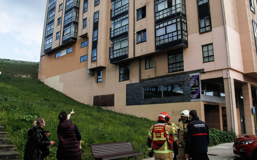 Un cortocircuito provoca un incendio en Los Rosales