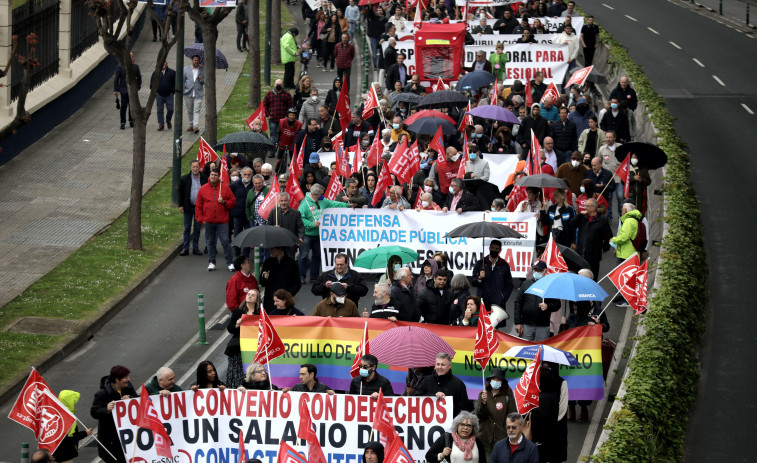 Poco más de 1.200 personas participaron en la manifestación del Día del Trabajo