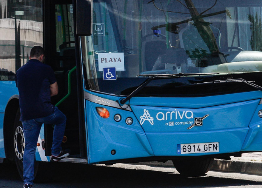 El servicio de autobús a las playas de Arteixo empezará a funcionar el 12 de junio