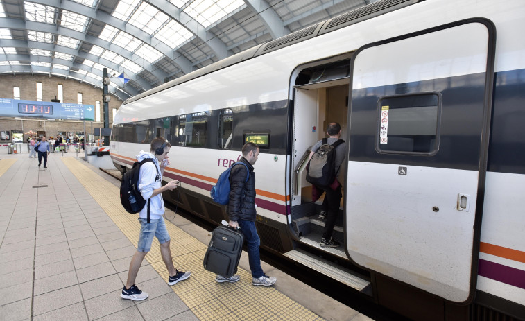 Renfe aumenta las plazas en la conexión entre Galicia y Madrid en los próximos fin de semana