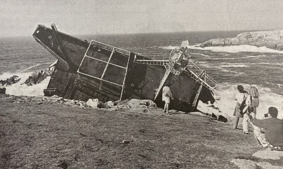 La Universidad de A Coruña recuerda el desastre del "Mar Egeo" con una exposición