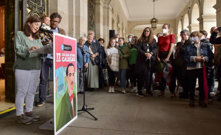 A chuvia non foi quen de deter os festexos dos coruñeses polo Día das Letras Galegas