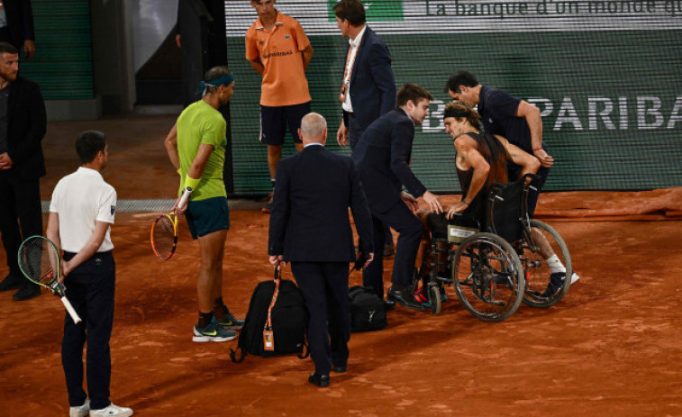 Nadal accede a su decimocuarta final en París tras el abandono de Zverev