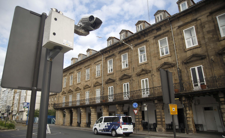 El 65% de las multas de movilidad en A Coruña se imponen a través de cámaras