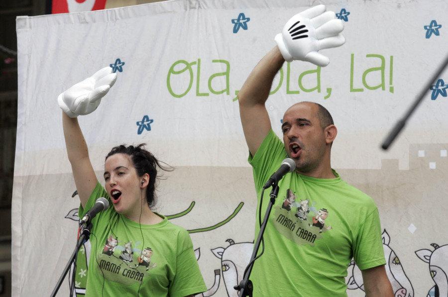 El grupo infantil Mamá Cabra ofrece un recital esta tarde en  el centro comercial Los Rosales