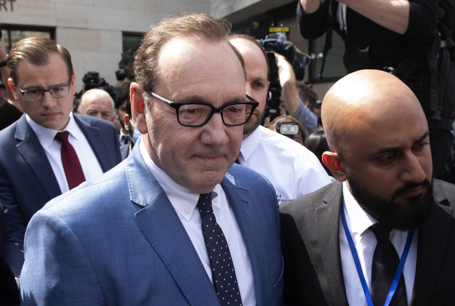 Kevin Spacey deberá regresar a Londres para una vista el 14 de julio