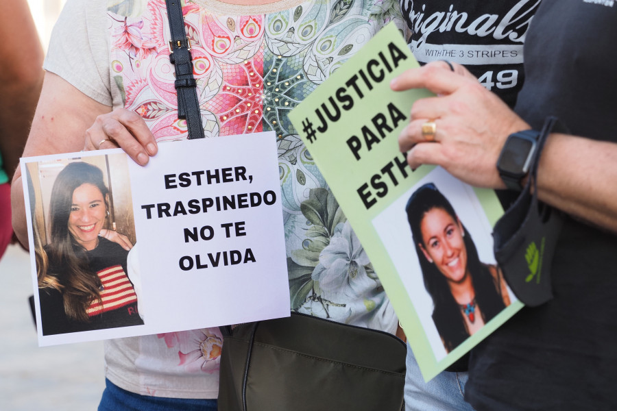 Halladas en la matrícula del coche de Óscar fibras compatibles con las de los calcetines de Esther López