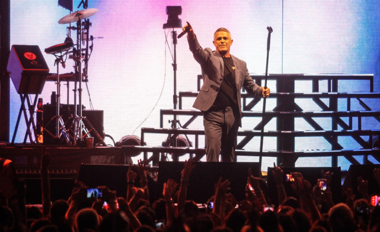 Alejandro Sanz encendió el fuego del Coliseum con otro gran lleno