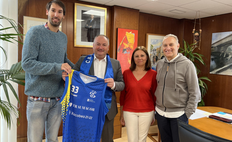 Culleredo organiza un campus deportivo con el jugador de baloncesto Alberto Corbacho