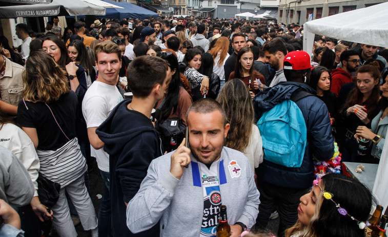 San Juan desbordó las previsiones    de la hostelería y el ocio nocturno