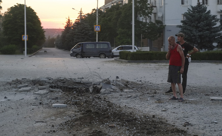 Un día más los rusos tratan de controlar Donetsk y los ucranianos los repelen