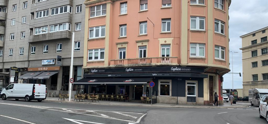 La cadena Caprice reabre la mítica cafetería Estadio de Riazor