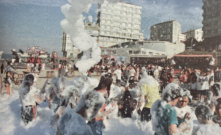 Hace 25 años: Fiestas en toda la ciudad y el Depor, sin campos para entrenar