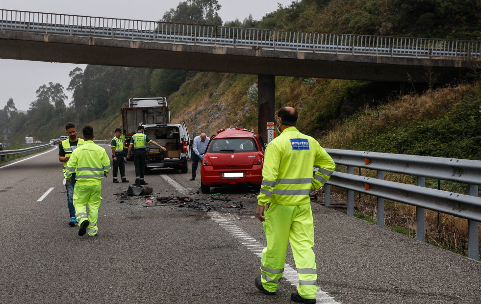 Muere un conductor en un accidente en la AP-9 a la altura de Abegondo